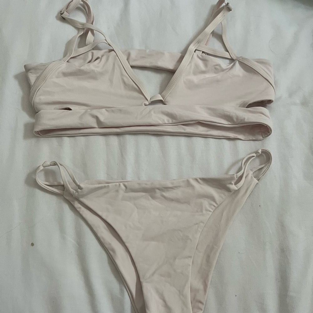 Tavik light pink bsuit set